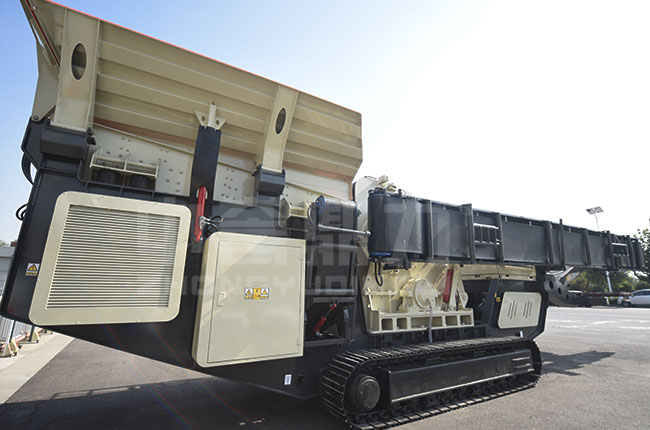 履帶移動(dòng)式破碎機(jī)廠家