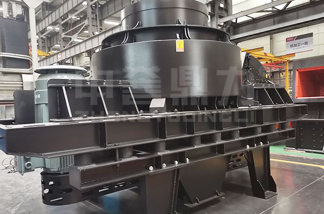 離心沖擊破碎機(jī)