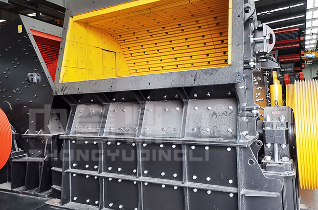 單段錘式破碎機(jī)構(gòu)造設(shè)計(jì)