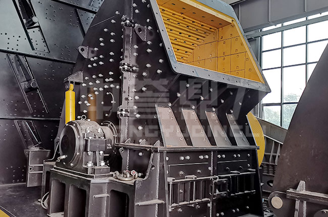 單段錘式破碎機(jī)構(gòu)造設(shè)計(jì)