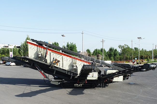 移動(dòng)篩分機(jī)圖片