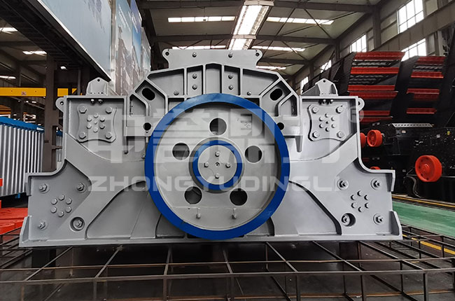 石頭旋回破碎機(jī)