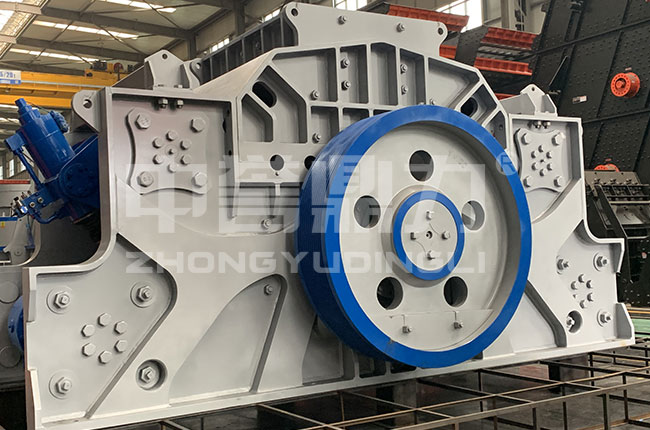 石頭旋回破碎機(jī)