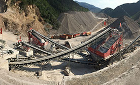 寧夏固原三關(guān)口時產(chǎn)800噸石子破碎生產(chǎn)線