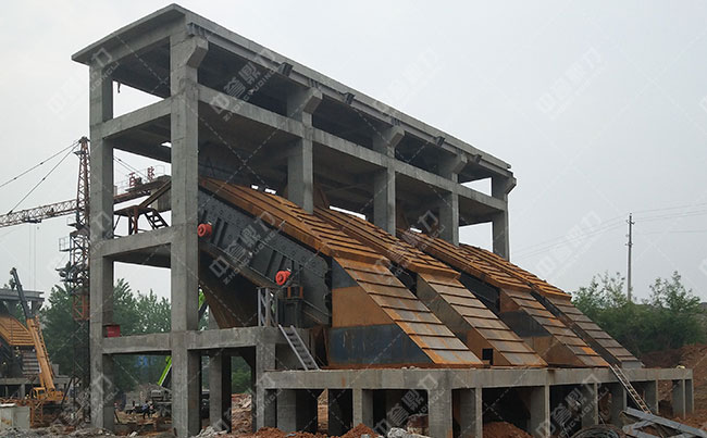 時產(chǎn)3000噸大型破碎生產(chǎn)線