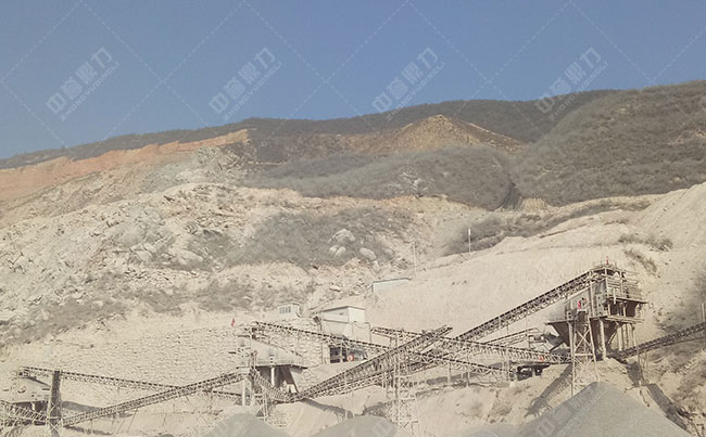 時產(chǎn)800噸砂石生產(chǎn)線現(xiàn)場圖片