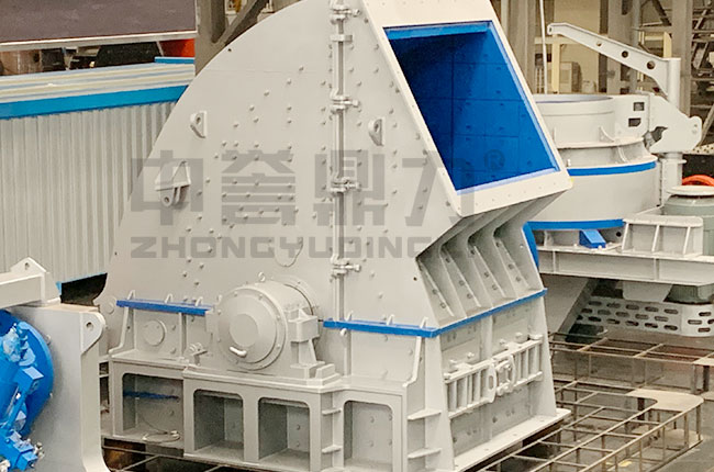 小型錘破機(jī)更換錘頭需要多長(zhǎng)時(shí)間 小型錘破機(jī)更換錘頭需要多長(zhǎng)時(shí)間