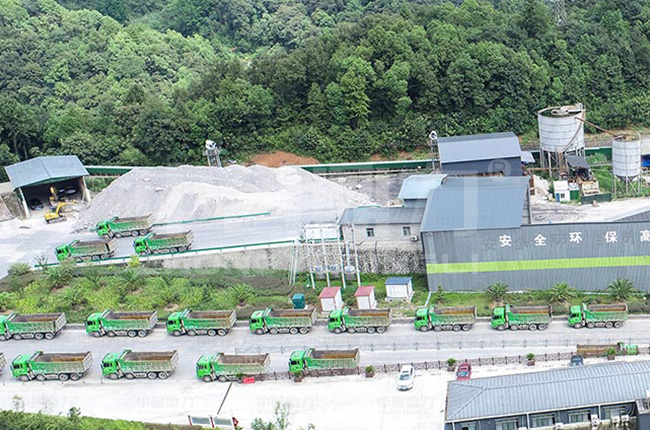 湖北長陽日產(chǎn)一萬噸砂石料生產(chǎn)線 湖北長陽日產(chǎn)一萬噸砂石料生產(chǎn)線