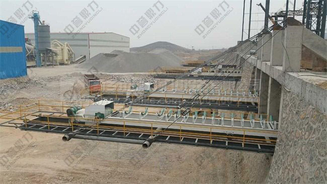 皮帶輸送機(jī)