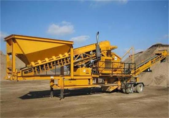 移動(dòng)反擊式破碎機(jī)