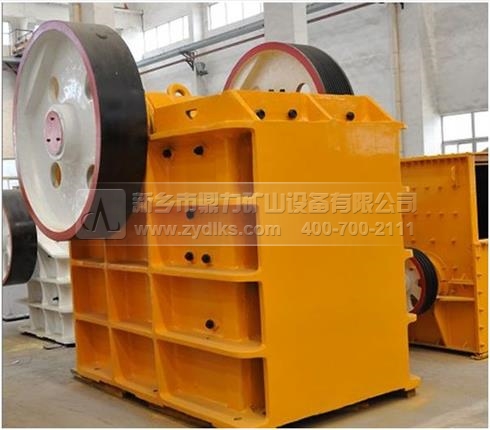 復(fù)擺顎式破碎機(jī)