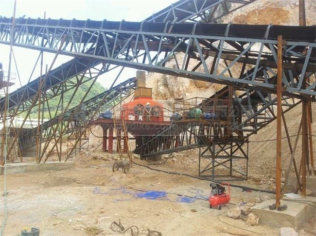 制砂機(jī)使用現(xiàn)場(chǎng)圖