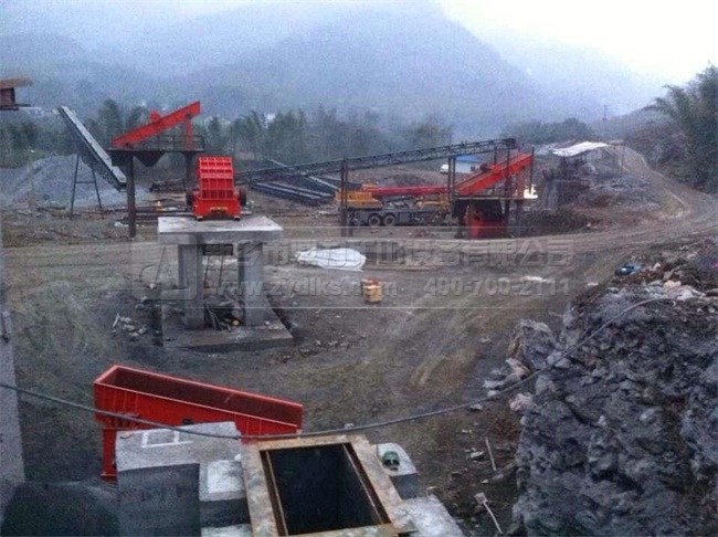 錘式破碎機(jī)