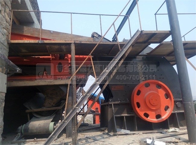 采石場(chǎng)破碎機(jī)
