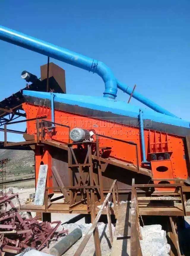 采石場(chǎng)脈沖袋式除塵器圖片