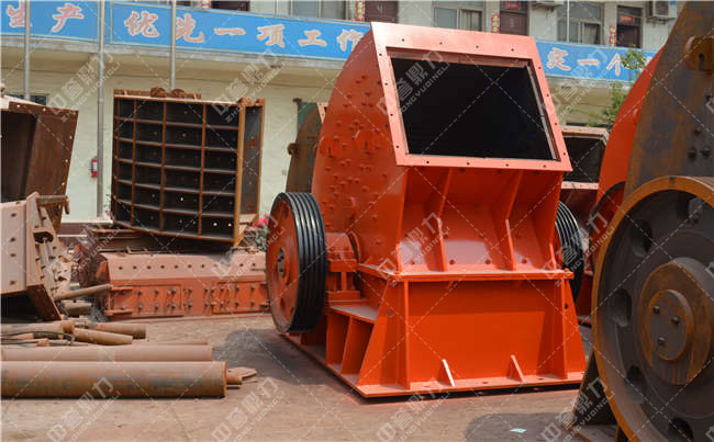 錘式破碎機設(shè)備