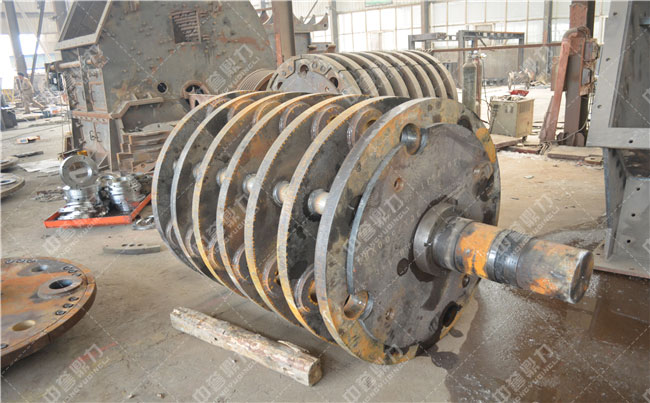 錘式破碎機(jī)轉(zhuǎn)子受損因素