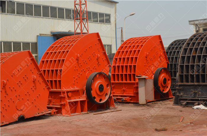 綠色環(huán)保碎石機廠家價格