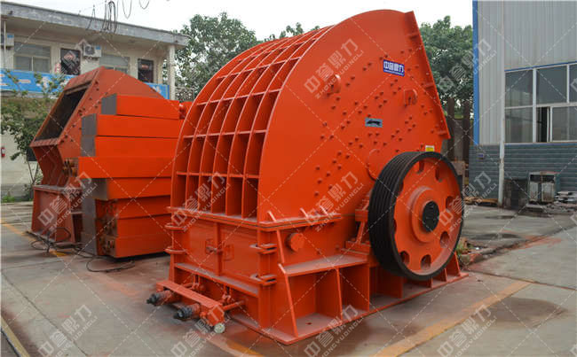 反擊式破碎機(jī)設(shè)備