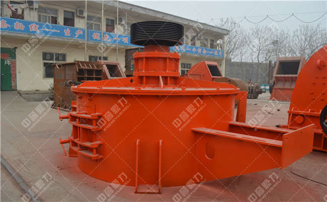 沖擊式碎石機(jī)