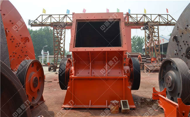 環(huán)錘式破碎機