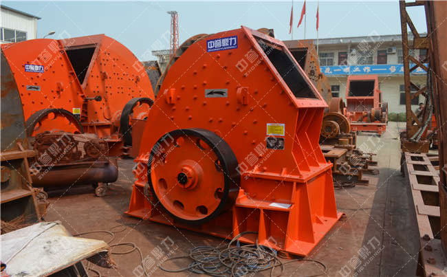 石場(chǎng)碎石機(jī)操作