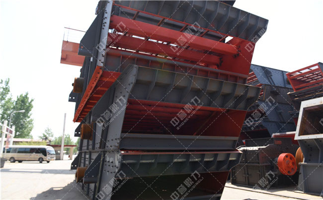 礦用重型振動篩