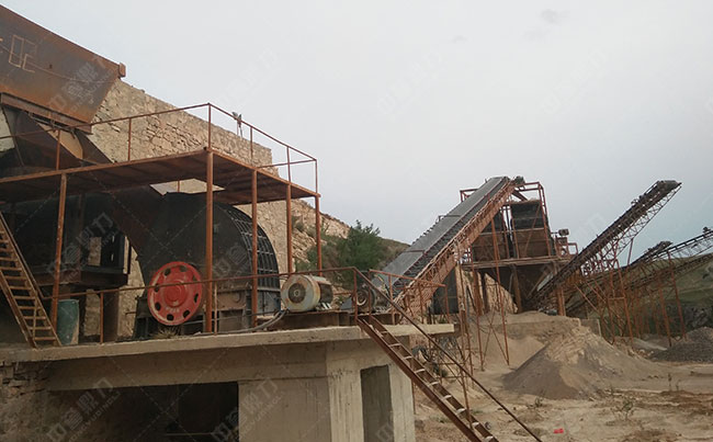 時產(chǎn)600噸花崗巖碎石生產(chǎn)線