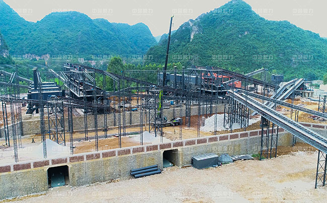時產(chǎn)1500-2000噸采石場生產(chǎn)線
