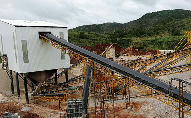 時產(chǎn)600噸采石場生產(chǎn)線