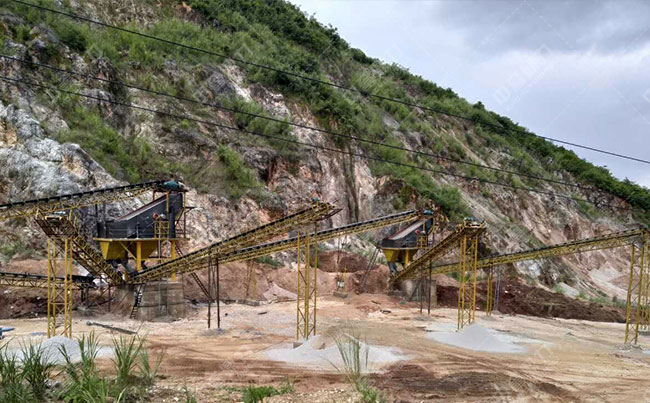 時產(chǎn)300噸破碎石生產(chǎn)線