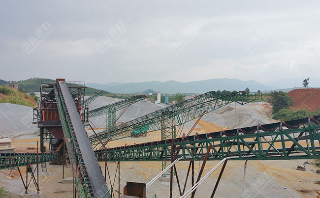 時(shí)產(chǎn)300噸機(jī)制砂生產(chǎn)線